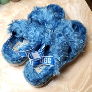 Fuzzy UGG Sandals
